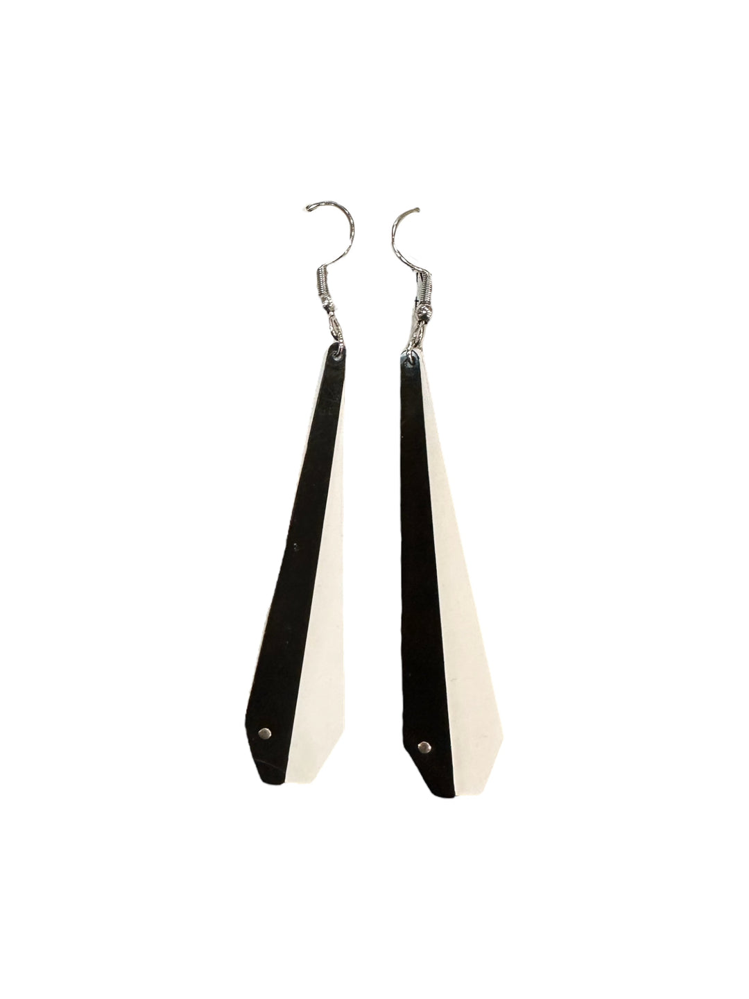 Pīwakawaka Fantail Feather Earrings