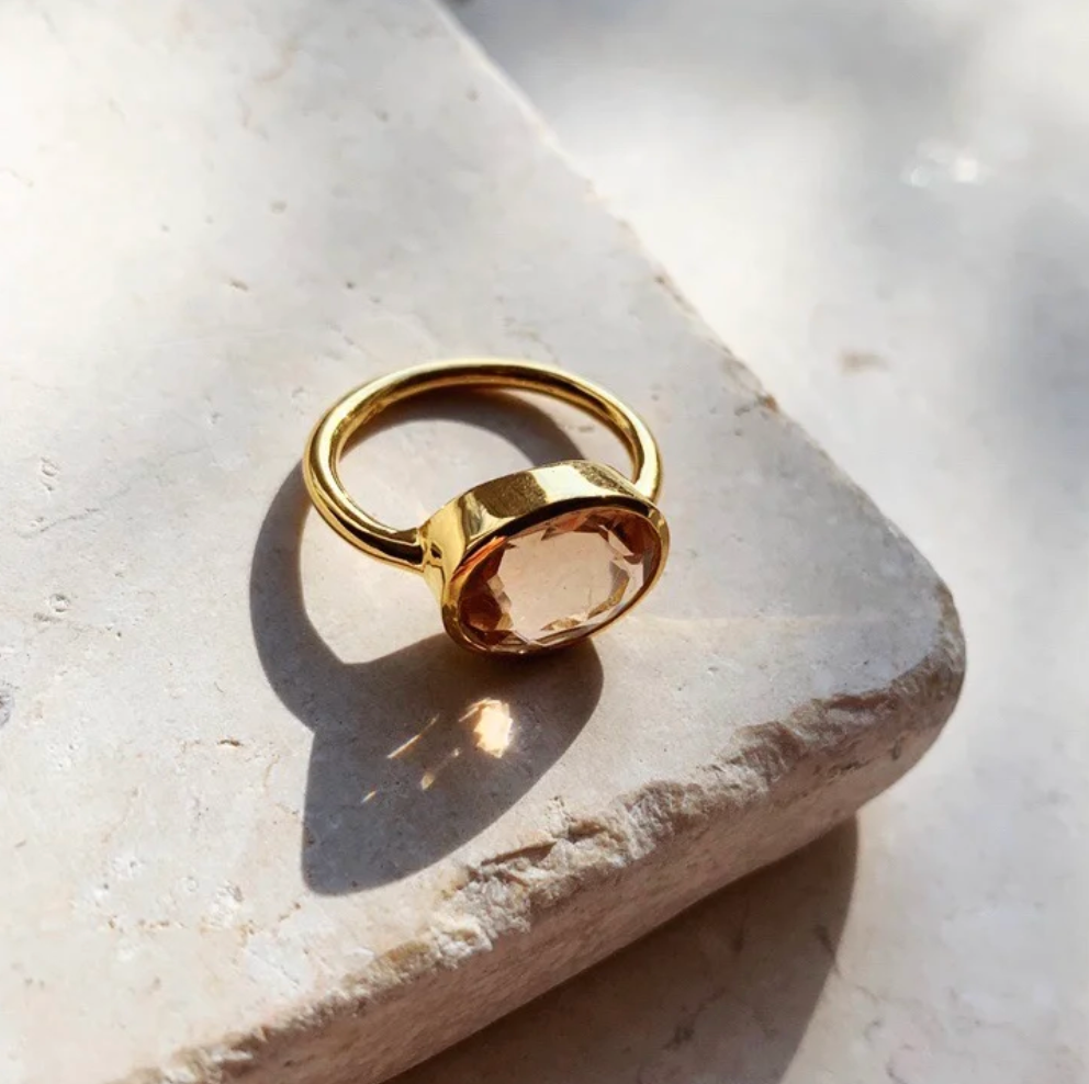 Oval Chunky Ring Champagne – The Jewelry Edit