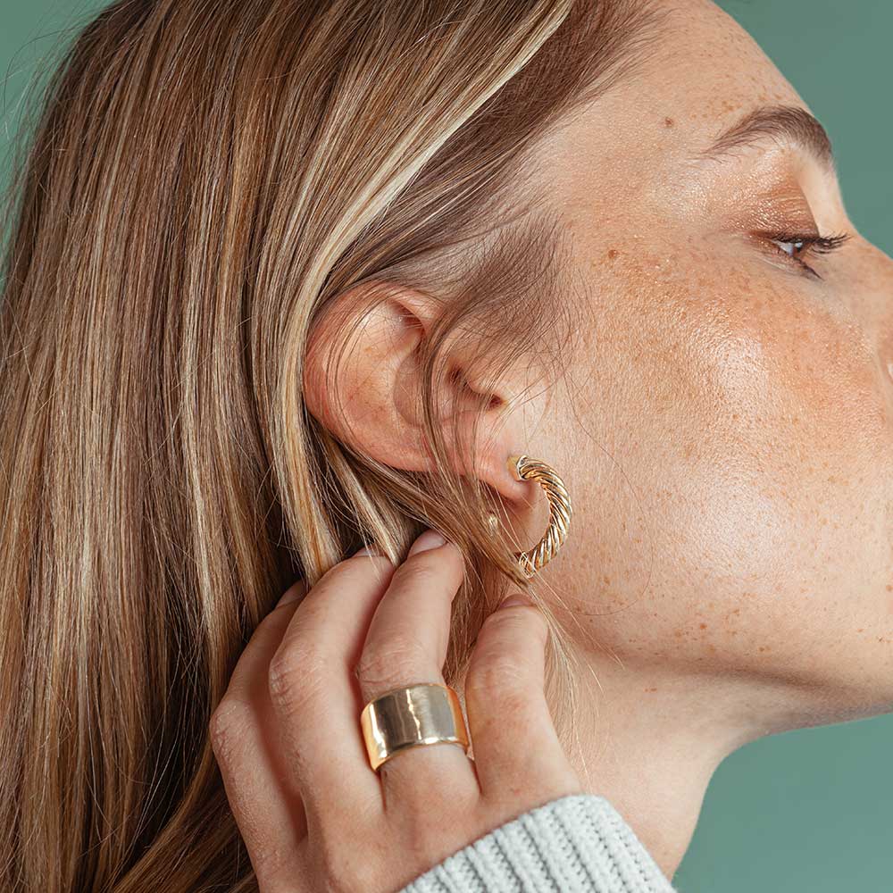 Ripple Band Ring | The Jewelry Edit – TJE